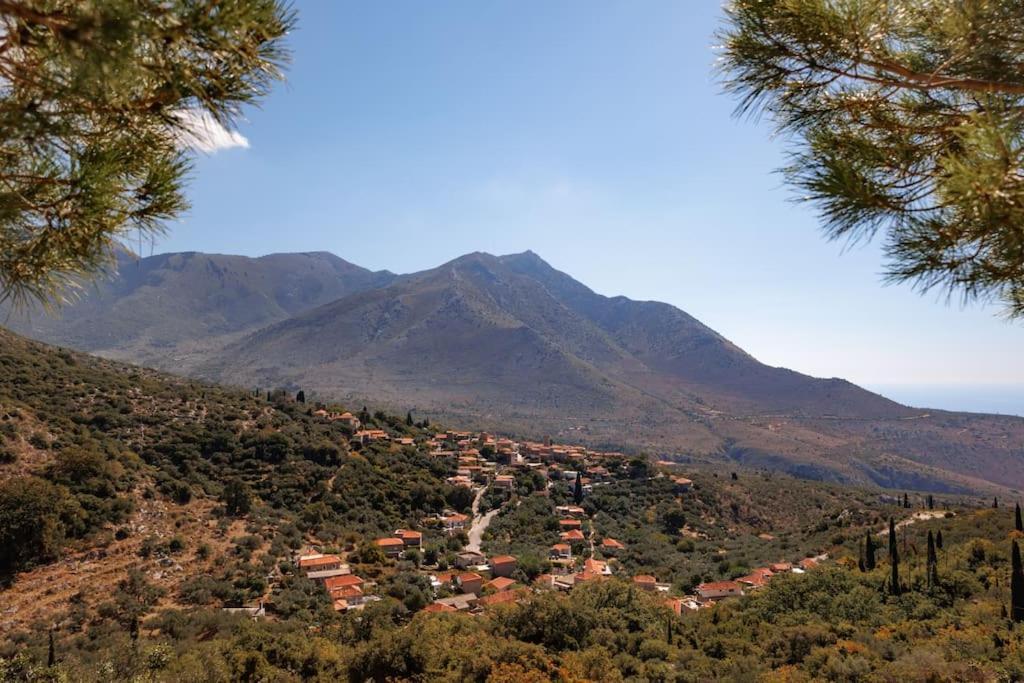 Villa Somatiana- Traditional Stone House , West Mani Thalámai Dış mekan fotoğraf